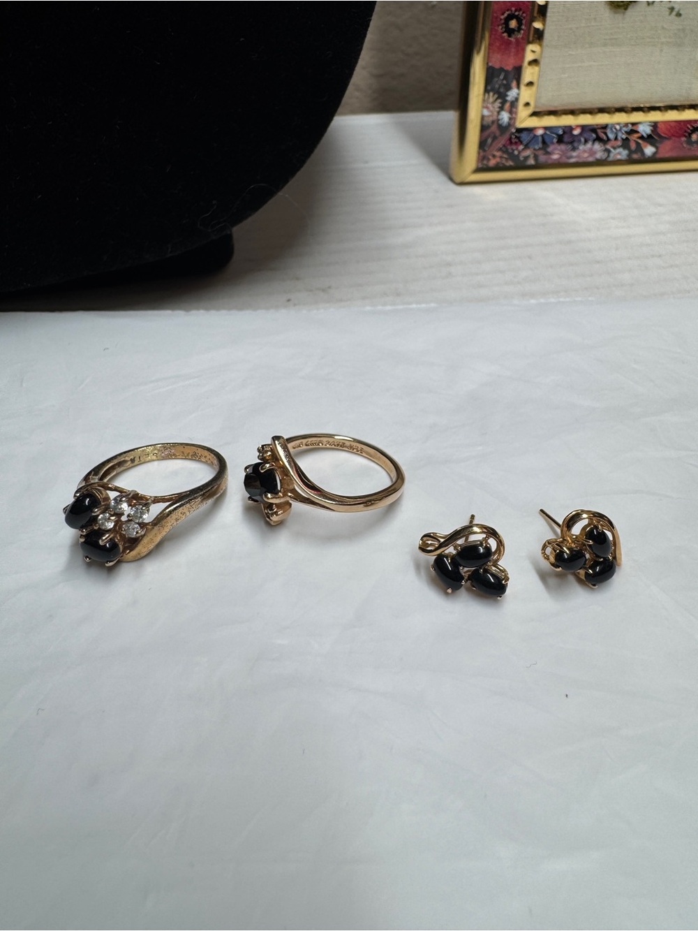 Gold tone rings black onyx and earring bundle